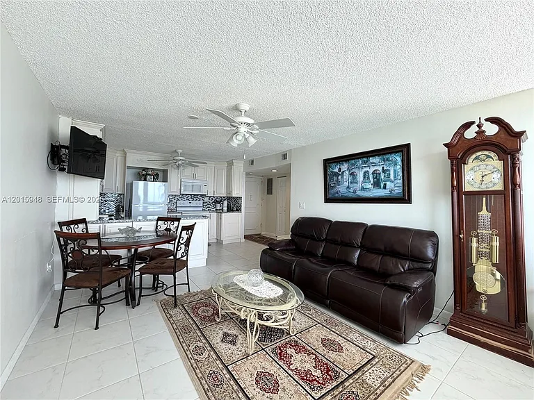 7135 Collins Ave #1214 — Photo 14