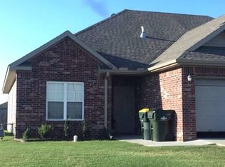 1302 Marigold Rd, Centerton, AR 72719