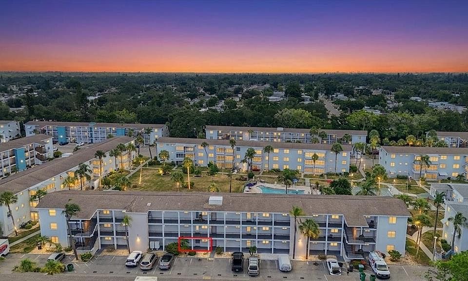 1st image of 2053 SUNSET DRIVE #G3