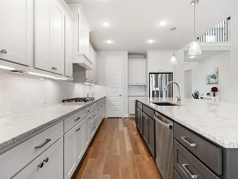 28926 Creekside Bend Dr — Photo 22