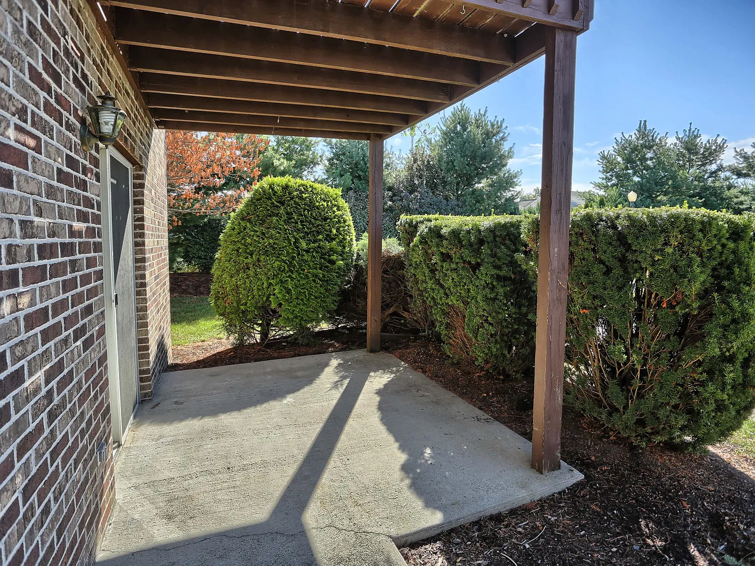 Mountain View Village — Photo 3