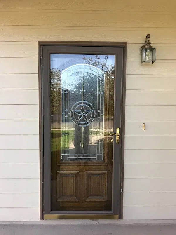 4 bed, 2.5 bath, 2496 sqft, $1,850 — Photo 3