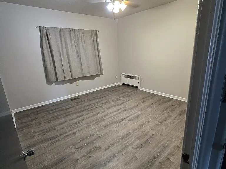 1200 S Main St #1 — Photo 5