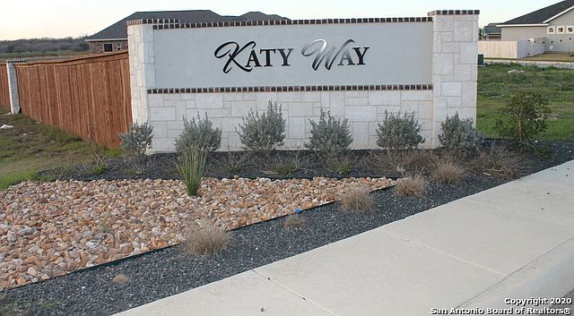 1st image of 107 Kathy Dr
