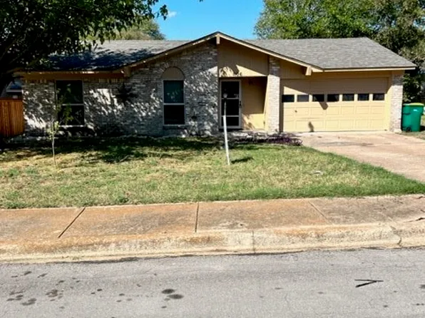 1106 Saturn Dr, Cedar Hill, TX 75104