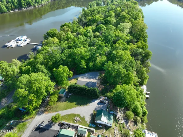 135 Redman Ln, Gray, TN 37615