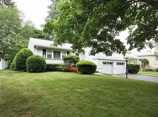 18 Tuers Pl, Montclair, NJ 07043