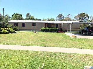 705 Glascow St, Victoria, TX 77904