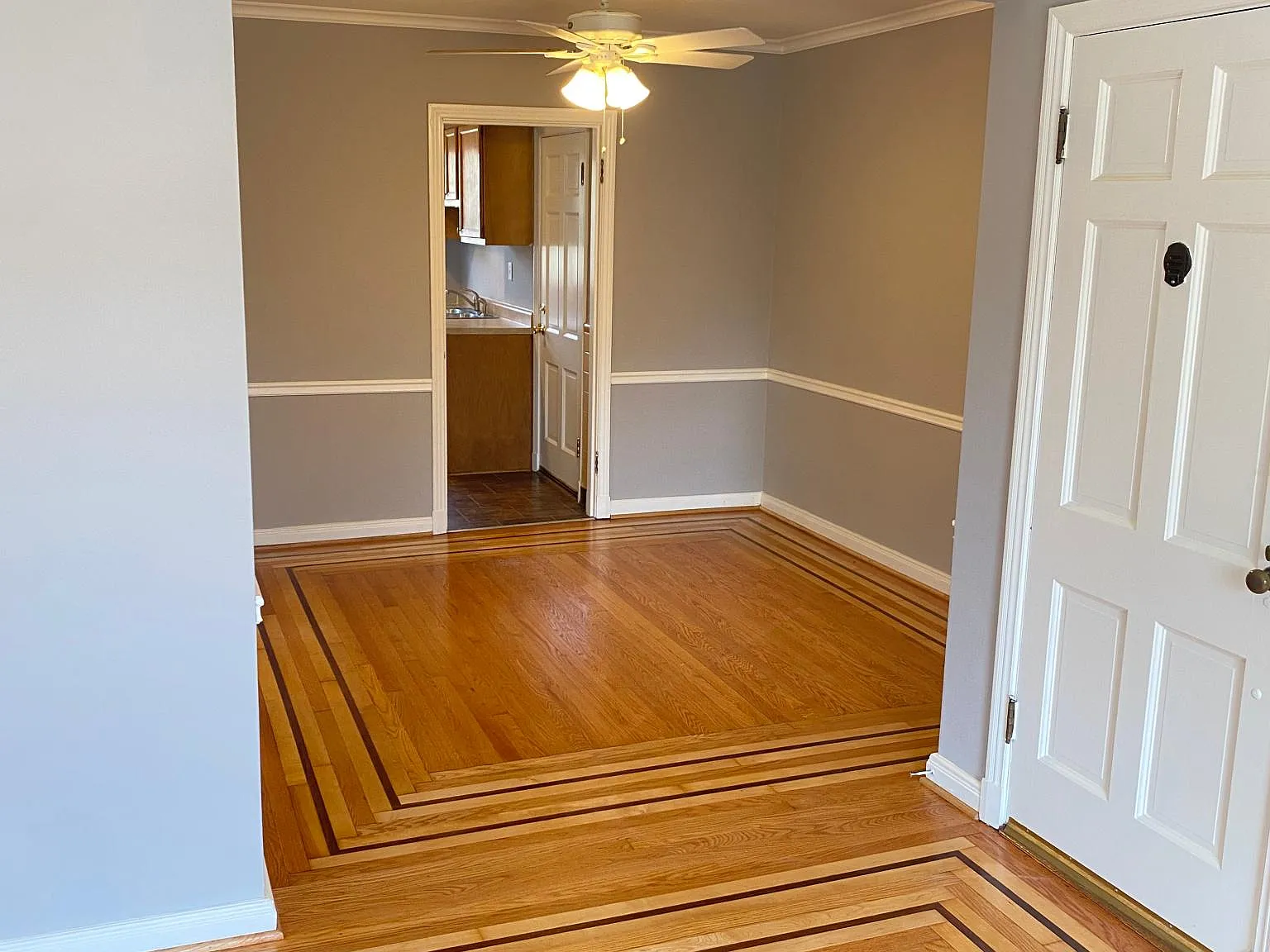 7901 Delmar Blvd — Photo 4