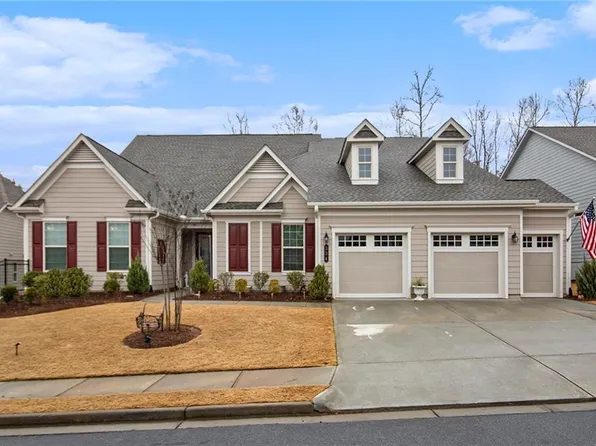 334 Cottonwood Cir, Peachtree City, GA 30269