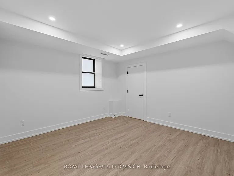 314 Lonsdale Rd #2 — Photo 18