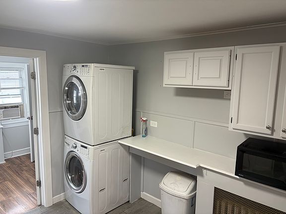 3rd image of 2281 41st St Floor 1