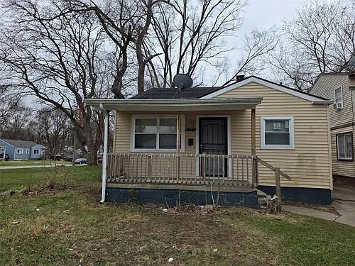 24511 Florence St Photo 1