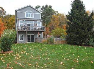 12728 Boniface Point Dr, Plainwell, MI 49080