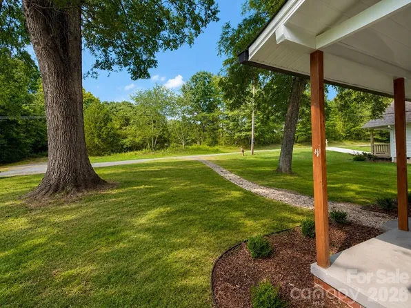 2449 Myrtle Ave, Gastonia, NC 28052