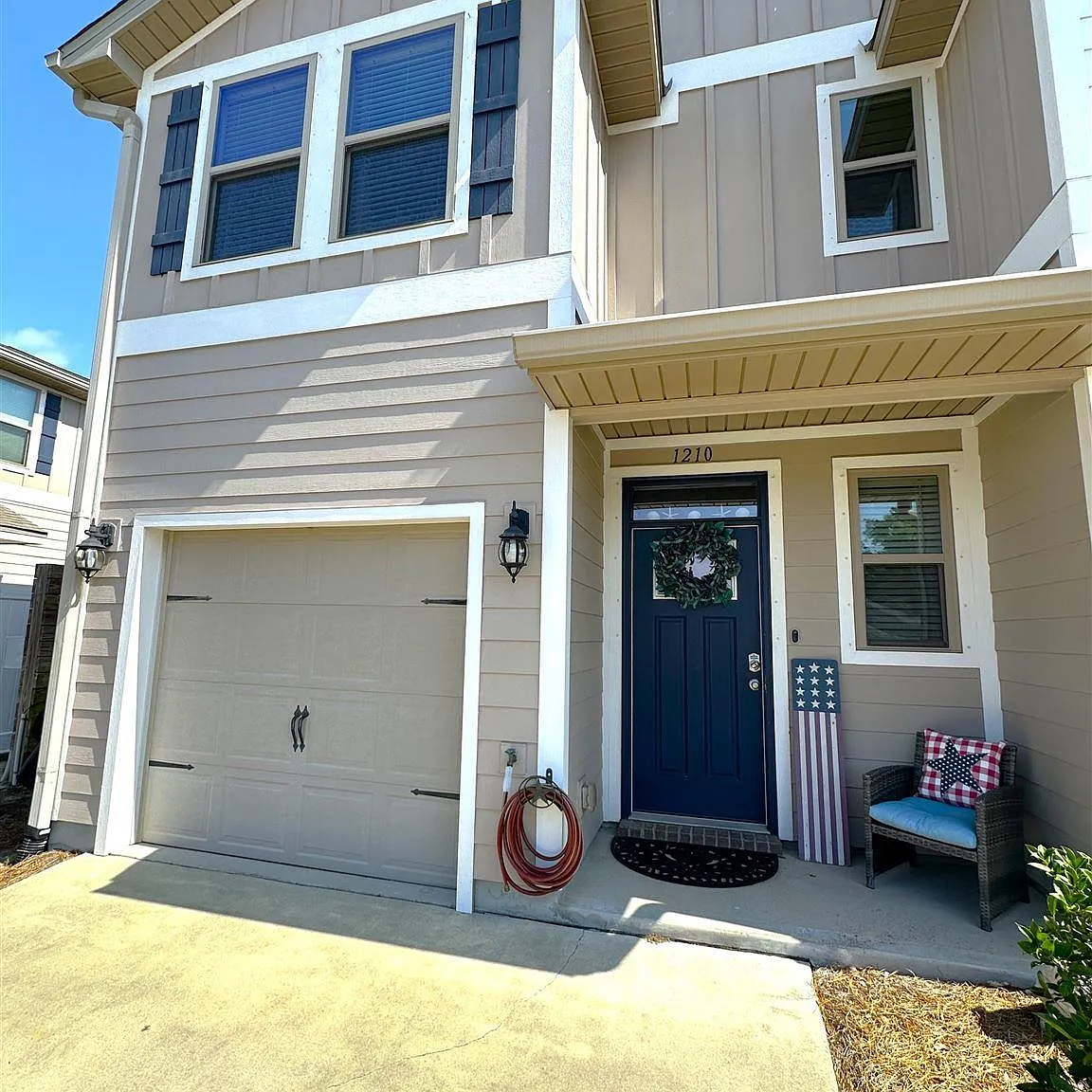 3 bed, 2.5 bath, 1542 sqft, $2,800 — Photo 3
