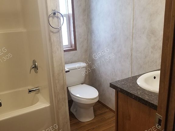 4th image of 1A Princess Pine Ln