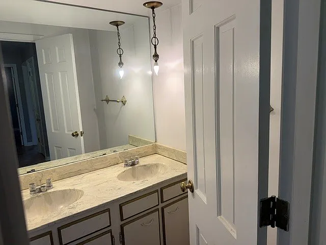 416 Brookhaven Dr — Photo 16