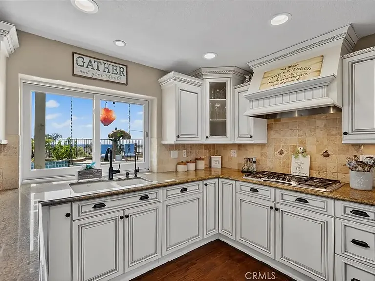 2704 N Vista Heights Ave — Photo 52