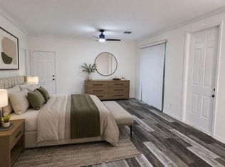 2040 SE Avon Park Dr, Port Saint Lucie, FL 34987