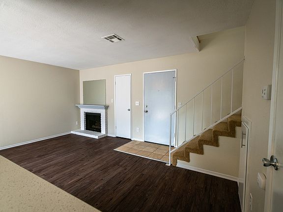 2nd image of 5307 Colodny Dr #14
