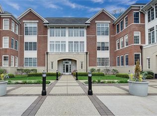 1240 Crescent Pl APT 3H, Pittsburgh, PA