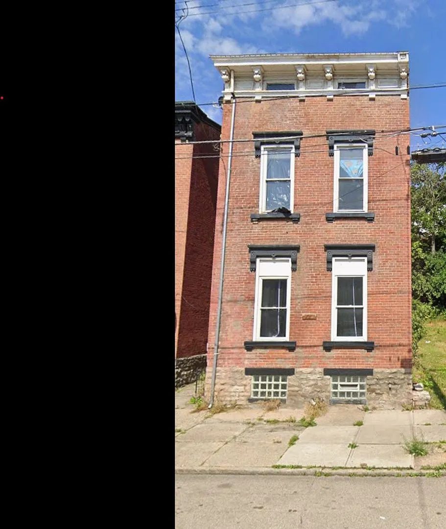 3 bed, 1.0 bath, $1,145 — Photo 1