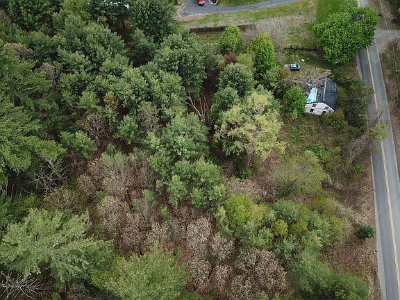 2nd image of 122 S Row Rd