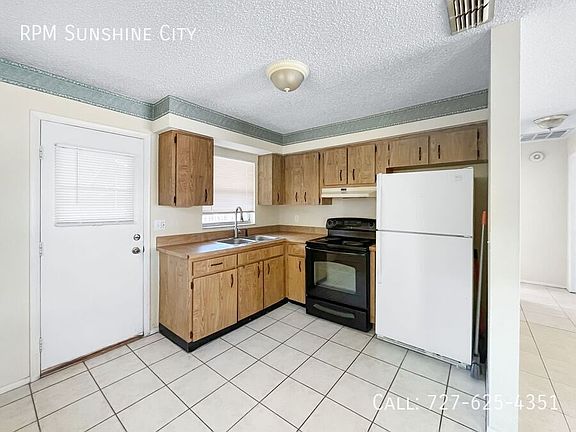 4th image of 4624 73rd Ave N APT B