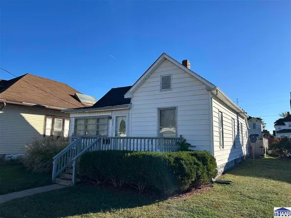 205 N 8th St W, West Terre Haute, IN 47885