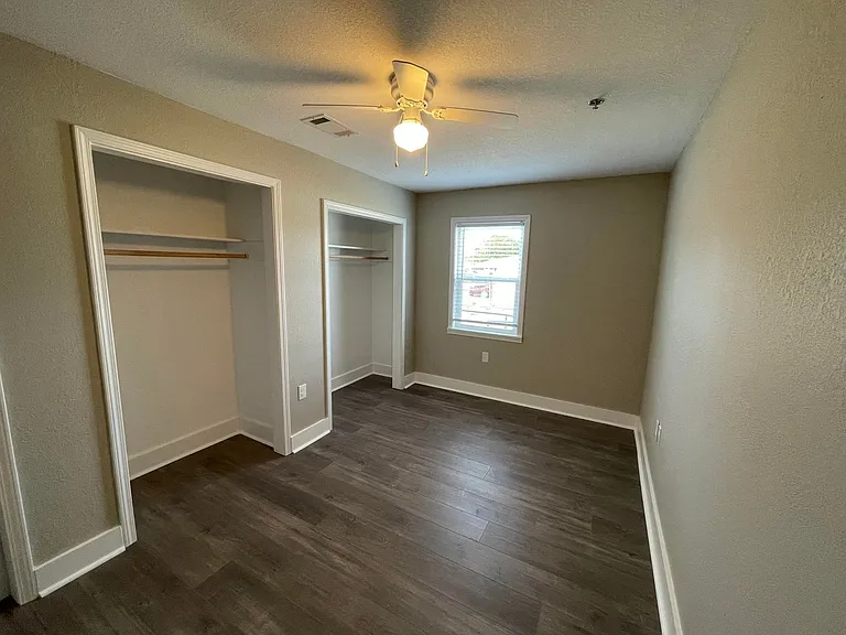 2420 Dudley St — Photo 19