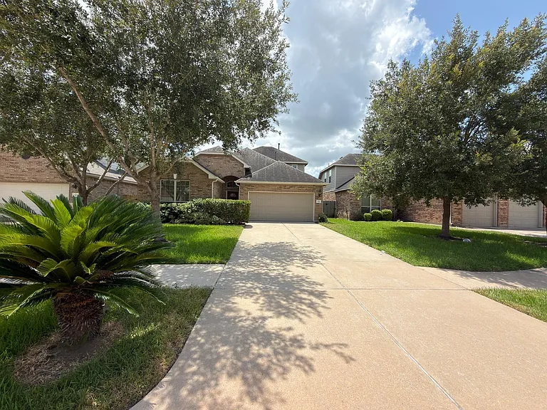 3419 Selene Dr — Photo 28
