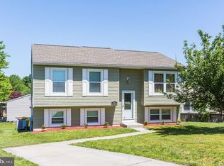 7566 Greenknoll Ct, Hanover, MD 21076