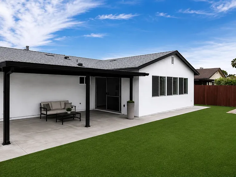 11355 Camarosa Cir — Photo 20