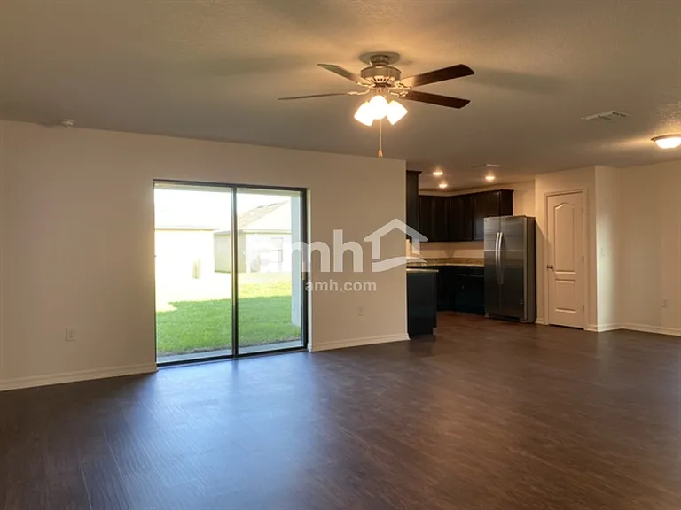 1122 Brenton Leaf Dr — Photo 4