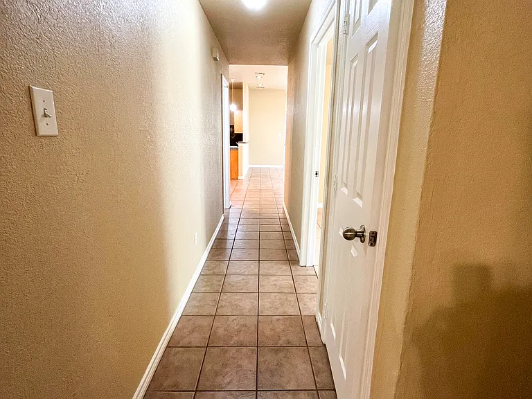 418 W Green Ave #A — Photo 12