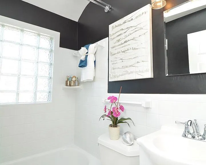 2602 S Troy St — Photo 16