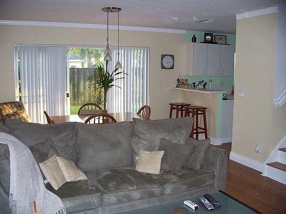 4th image of 2952 NW 99th Ter