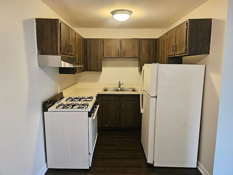 1700 Light Road Unit 103 Oswego, IL 60543 — Photo 4