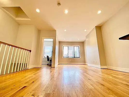 Rented by GROOME REALTY LLC | media 4