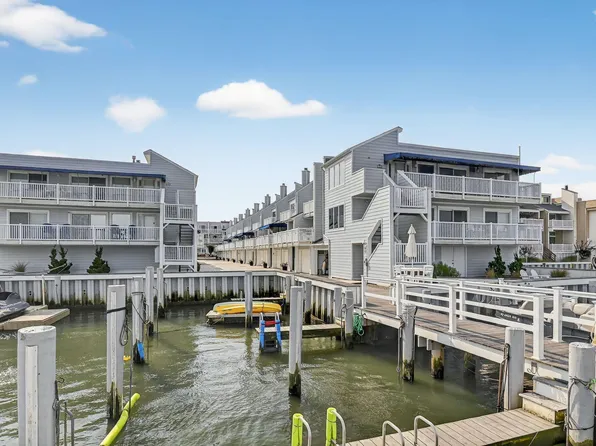 1128 Bay Ave APT 12, Ocean City, NJ 08226