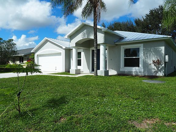 2nd image of 1601 SW Ocean Cove Ave
