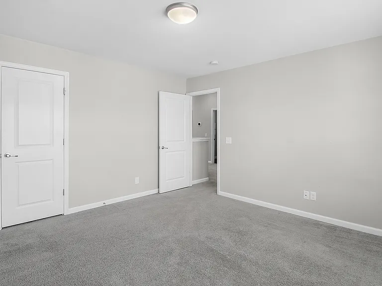 224 Willow Point Cir — Photo 35