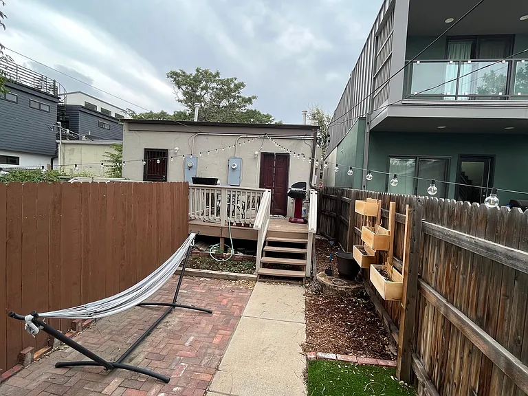 3452 Mariposa St — Photo 8