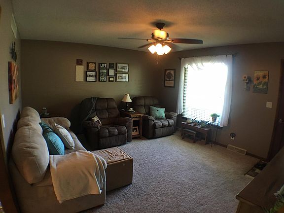 3rd image of 2503 Timber Dr