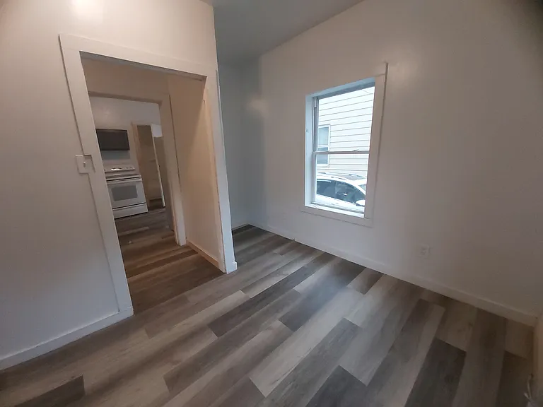 44 Cherry St — Photo 4