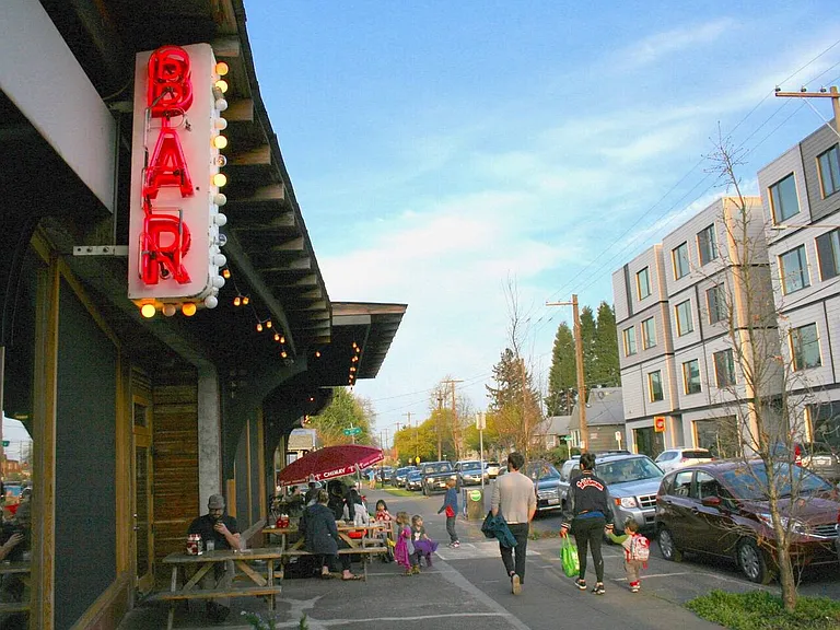 Two-minute walk to Podnah's, Hat Yai, Nico's ice cream, Vegan Row, and more.