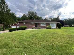 126 Main St, Daniels, WV 25832