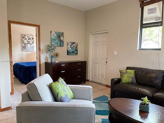 3rd image of 823 NE 19th Ave #13
