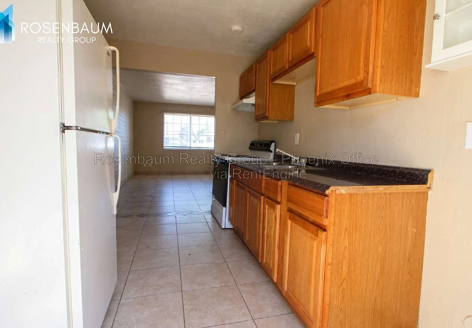 2 bed, 1.0 bath, 741 sqft, $895 — Photo 3